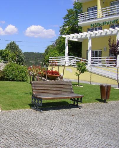 Hotel Montemuro Castro Daire Kültér fotó